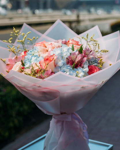 Авторский букет Bright emotions