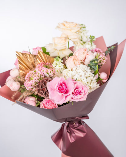 Signature bouquet Cupid’s Petalcraft - DJ flowers