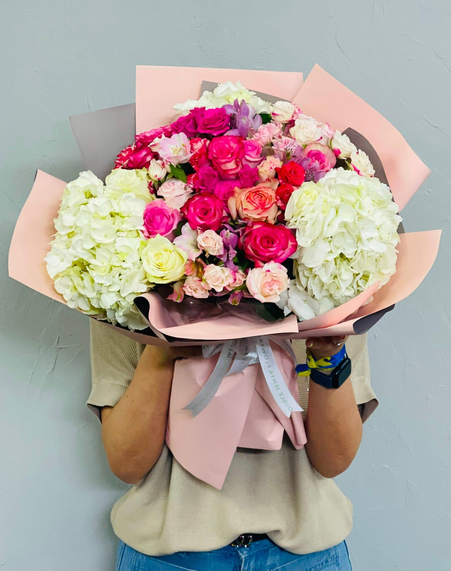 Signature bouquet Marvellous gift - DJ flowers
