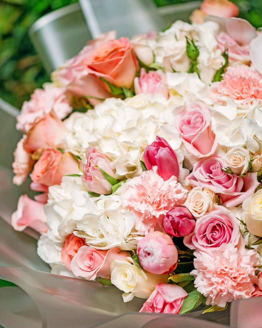 Signature bouquet Moments of happiness - DJ flowers