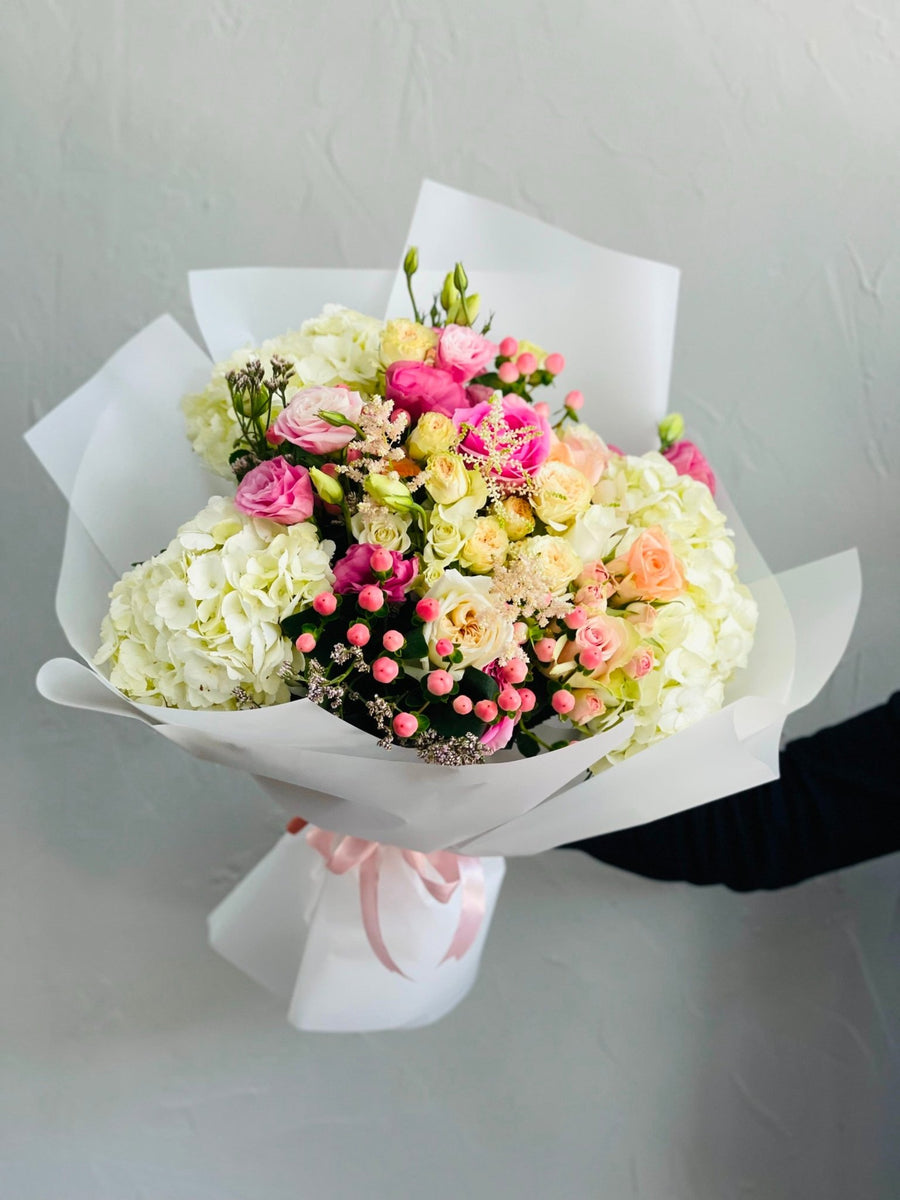 Signature bouquet Oh, Love - DJ flowers