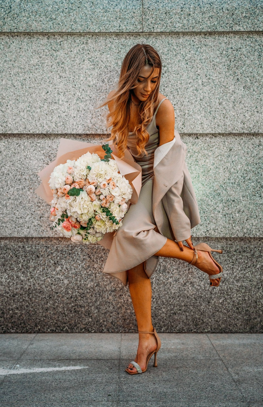 Signature bouquet Reveal - DJ flowers