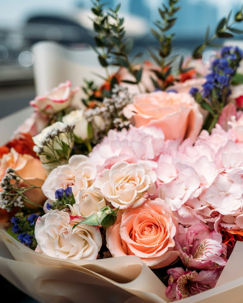 Signature bouquet Valuable - DJ flowers