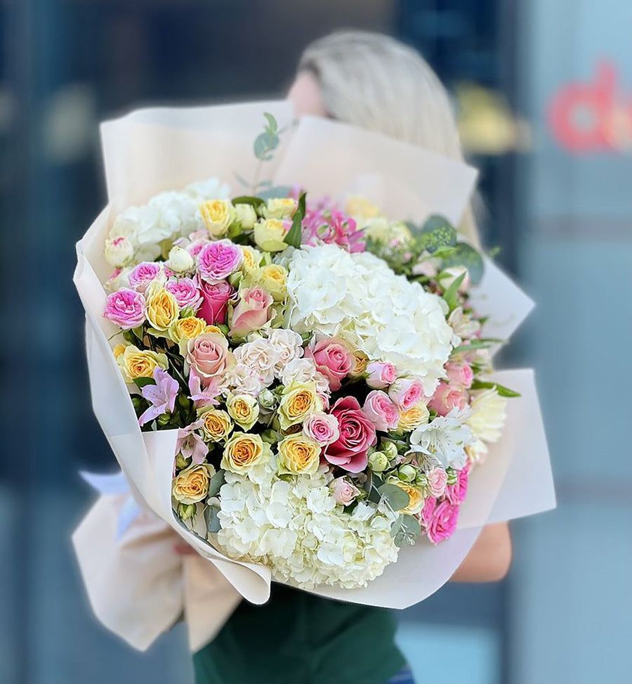 Signature bouquet Warm feelings - DJ flowers