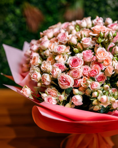 Spray roses Prideful - DJ flowers