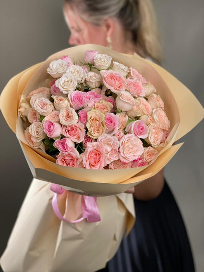 Spray roses Pure gesture - DJ flowers