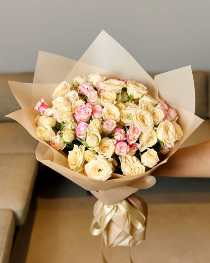 Spray roses Pure gesture - DJ flowers