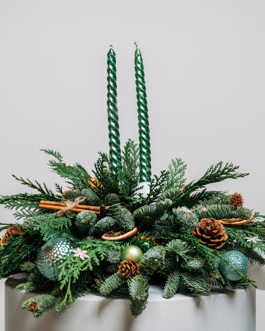 Table Christmas centerpiece Green Lights - DJ flowers