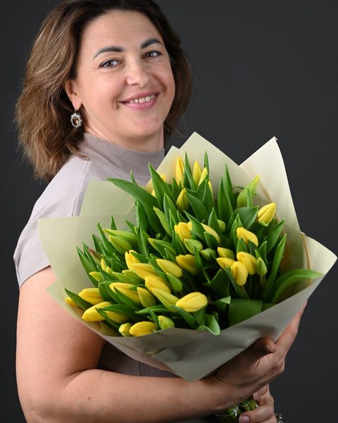 Tulips bouquet Spring Sunshine - DJ flowers