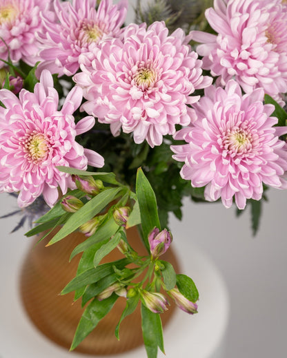 Vase arrangement Floral Harmony - DJ flowers