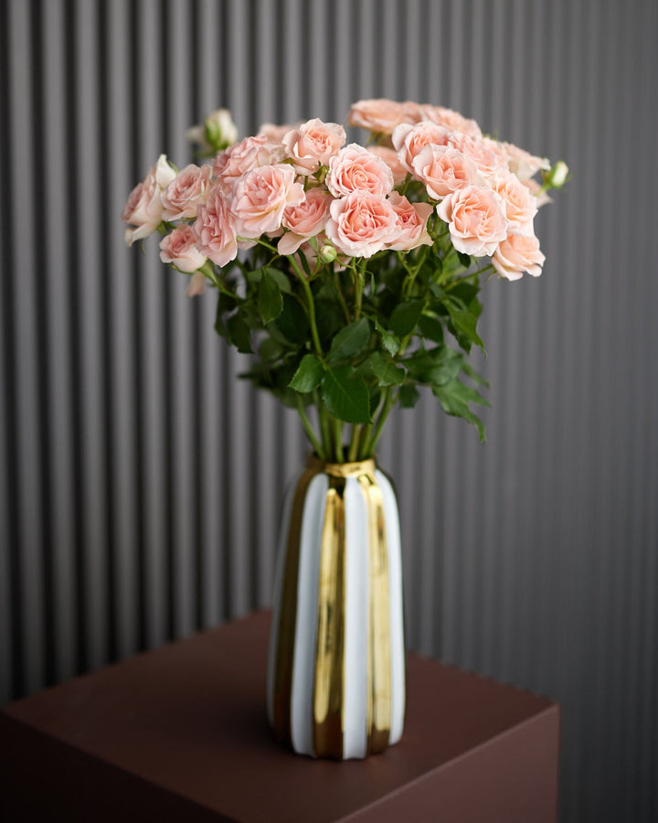 Композиция в вазе Ladies Day