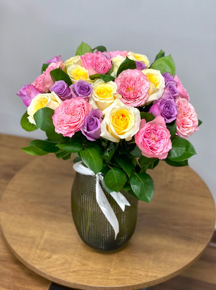 Композиция в вазе To brighten your day