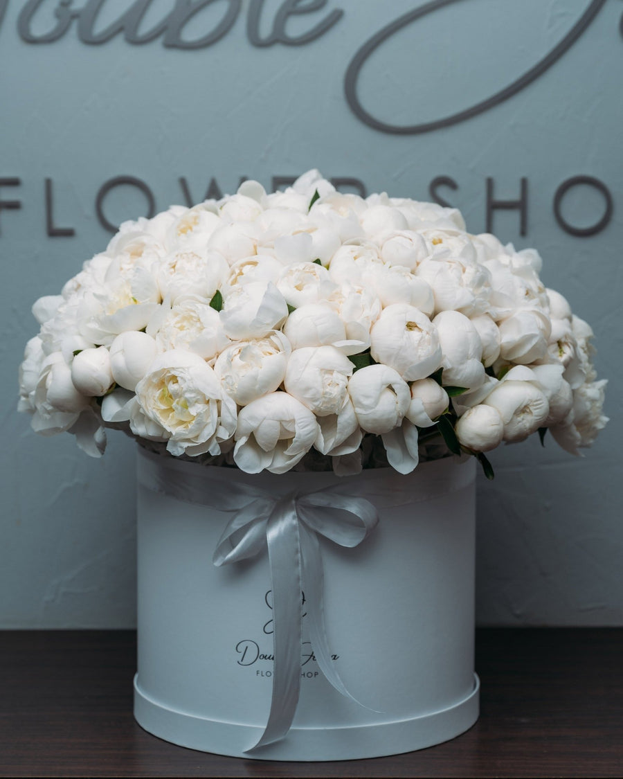 White Peony Blossom Box - DJ flowers